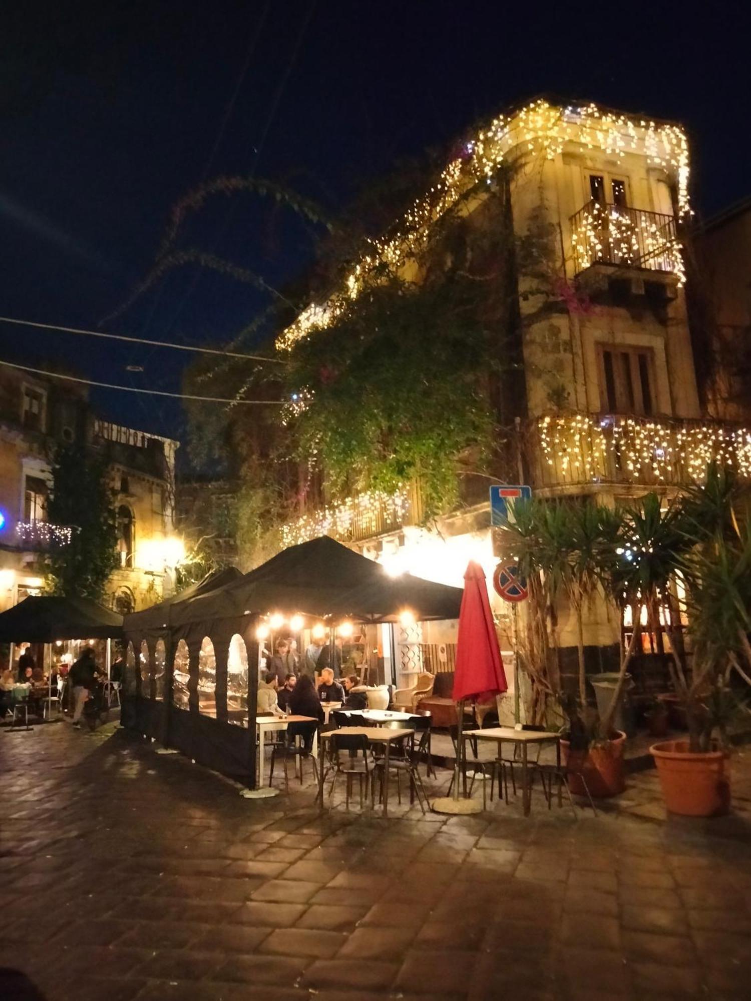 Etna Timeo Central Apartment In Baroque Building كاتانيا المظهر الخارجي الصورة